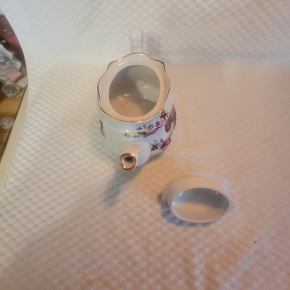 Tea pot - Picture 4 of 6